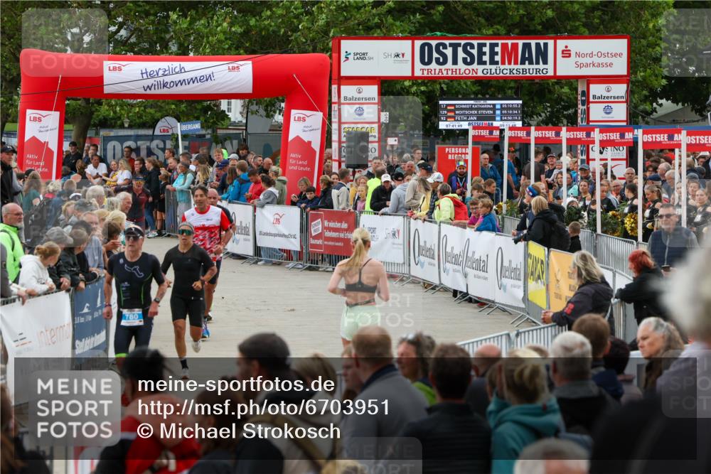 04.08.2024 - OstseeMan Michael Strokosch http://msf.ph/oto/6703951 04.08.2024 14:26:38 Laufen 65, 109, 152, 195, 483, 506, 596, 603, 741, 780, 900, 939, 945, 1147, 1162, 1194, 1210, 1288 meine-sportfotos.de