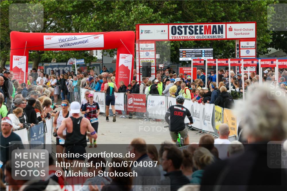 04.08.2024 - OstseeMan Michael Strokosch http://msf.ph/oto/6704087 04.08.2024 14:27:52 Laufen 107, 144, 169, 170, 184, 295, 437, 473, 550, 555, 583, 600, 659, 663, 698, 720, 772, 840, 906, 910, 916, 1107, 1282 meine-sportfotos.de