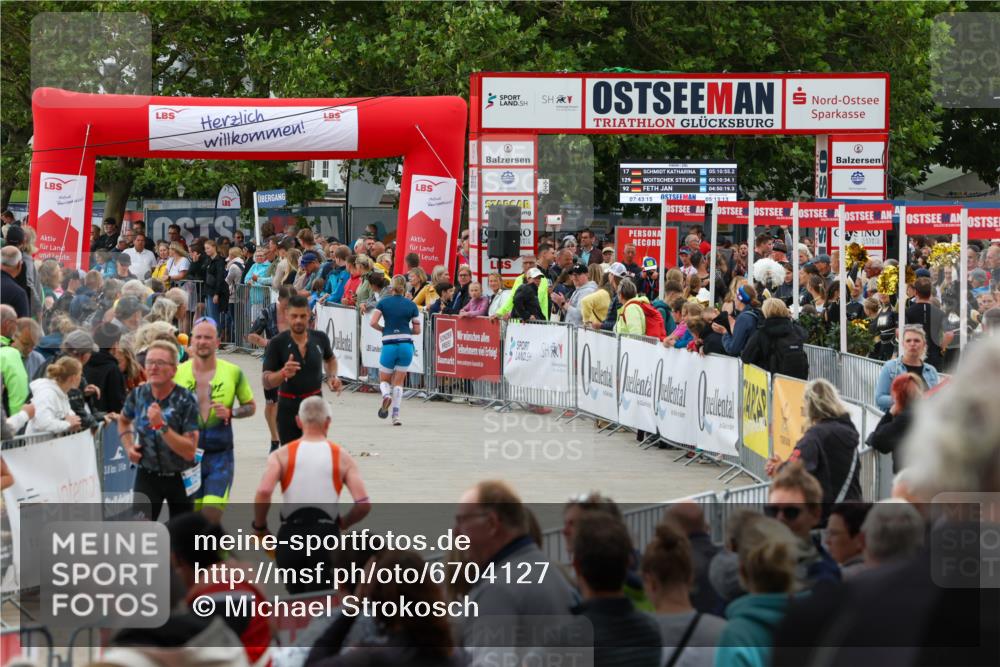 04.08.2024 - OstseeMan Michael Strokosch http://msf.ph/oto/6704127 04.08.2024 14:28:05 Laufen 30, 145, 169, 184, 295, 481, 518, 520, 550, 600, 636, 662, 671, 698, 728, 735, 800, 903, 906, 910, 978, 1107, 1282 meine-sportfotos.de
