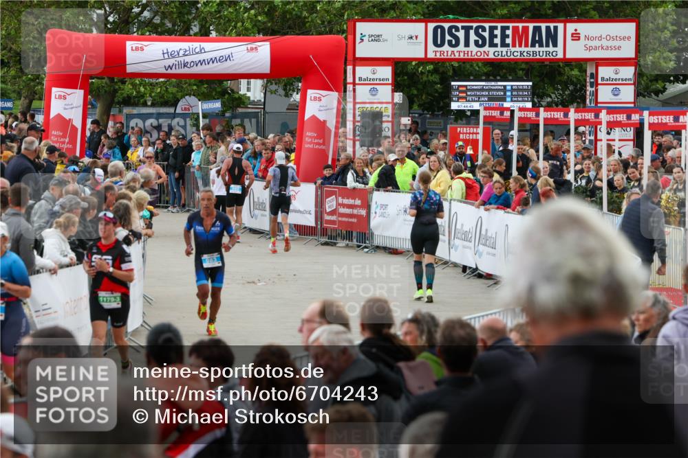 04.08.2024 - OstseeMan Michael Strokosch http://msf.ph/oto/6704243 04.08.2024 14:29:35 Laufen 5, 79, 133, 273, 393, 464, 566, 573, 602, 682, 707, 727, 732, 734, 770, 781, 850, 868, 875, 917, 925, 983, 1116, 1165, 1179, 1205, 1277, 1281 meine-sportfotos.de