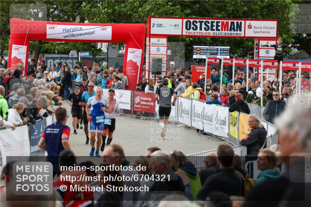 04.08.2024 - OstseeMan Michael Strokosch http://msf.ph/oto/6704321 04.08.2024 14:30:21 Laufen 24, 395, 476, 584, 628, 811, 839, 881, 923, 942, 980, 1110, 1197, 1252 meine-sportfotos.de