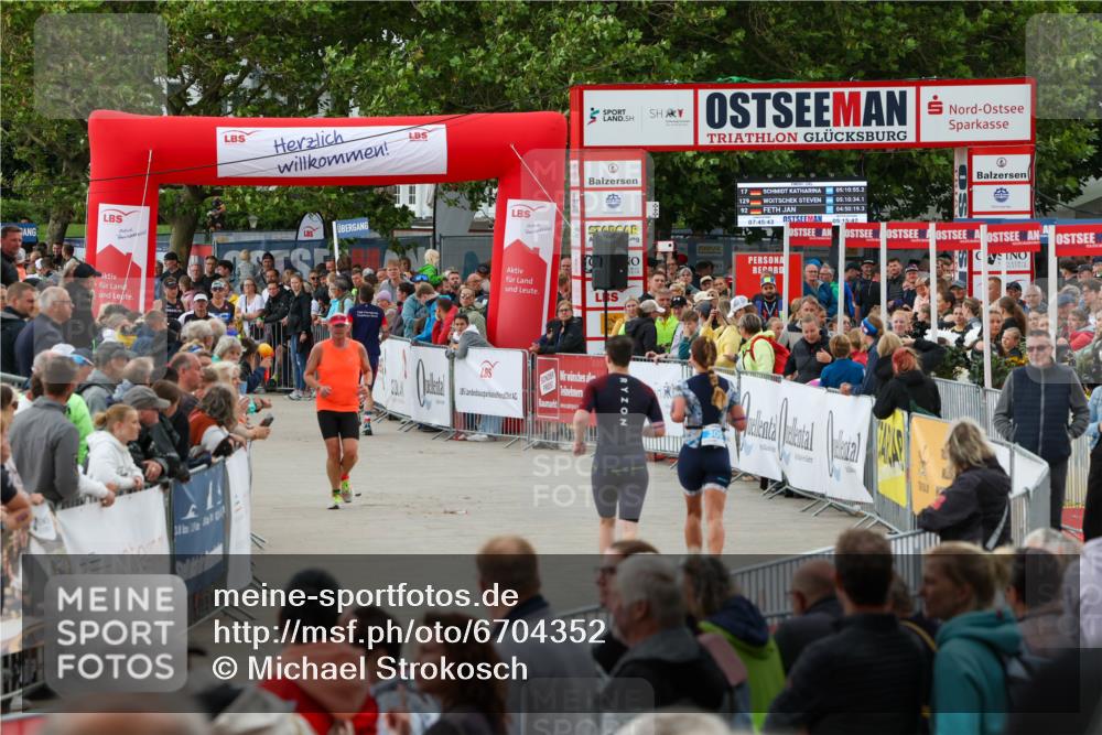 04.08.2024 - OstseeMan Michael Strokosch http://msf.ph/oto/6704352 04.08.2024 14:30:33 Laufen 53, 120, 266, 395, 447, 476, 488, 584, 628, 811, 881, 923, 942, 1166, 1192, 1197, 1202, 1230 meine-sportfotos.de