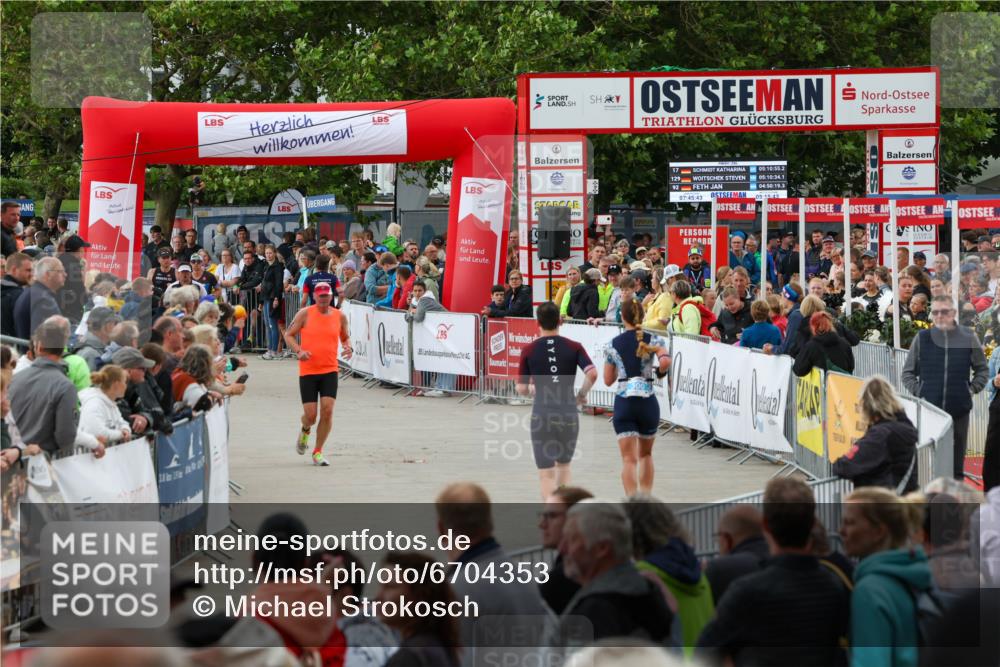 04.08.2024 - OstseeMan Michael Strokosch http://msf.ph/oto/6704353 04.08.2024 14:30:33 Laufen 53, 120, 266, 395, 447, 476, 488, 584, 628, 811, 881, 923, 942, 1166, 1192, 1197, 1202, 1230 meine-sportfotos.de