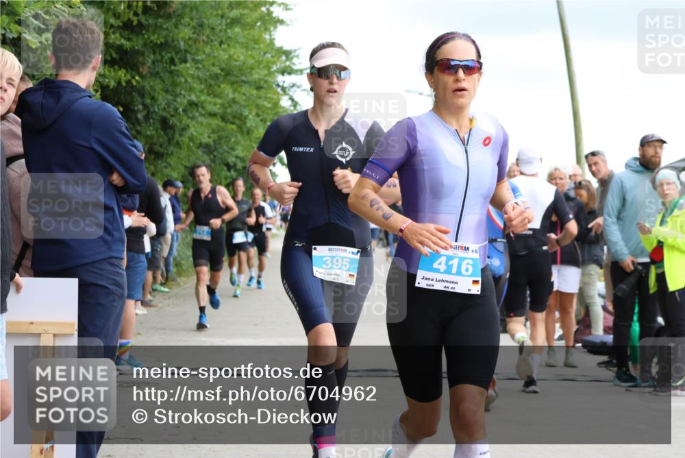04.08.2024 - OstseeMan Strokosch-Dieckow http://msf.ph/oto/6704962 04.08.2024 13:57:29 Laufen 5, 132, 170, 253, 284, 326, 369, 395, 416, 507, 530, 576, 625, 692, 753, 862, 922, 938, 1242 meine-sportfotos.de