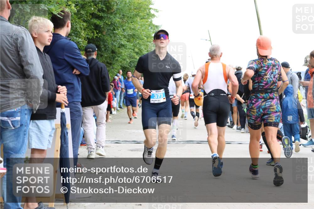04.08.2024 - OstseeMan Strokosch-Dieckow http://msf.ph/oto/6706517 04.08.2024 14:18:42 Laufen 145, 184, 373, 496, 513, 518, 850, 903, 980, 1147, 1168, 1182, 1220, 1222, 1257 meine-sportfotos.de