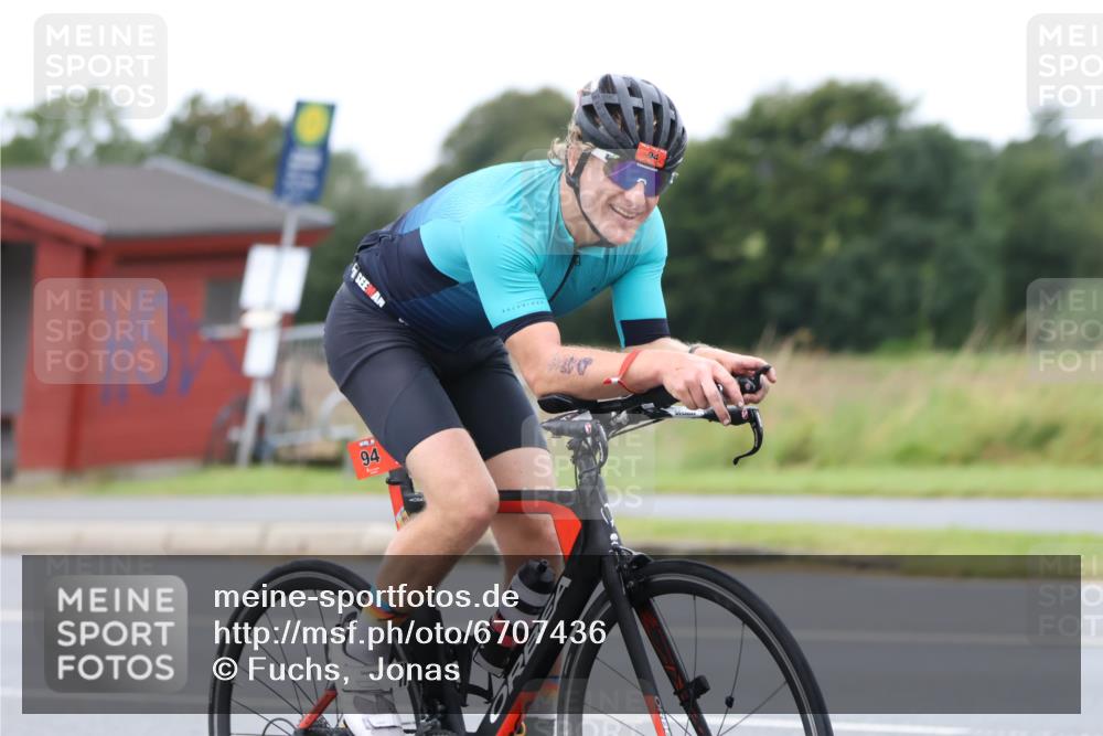 04.08.2024 - OstseeMan Fuchs,  Jonas http://msf.ph/oto/6707436 04.08.2024 09:45:29 Radfahren 94, 121, 1106, 1130, 1136 meine-sportfotos.de