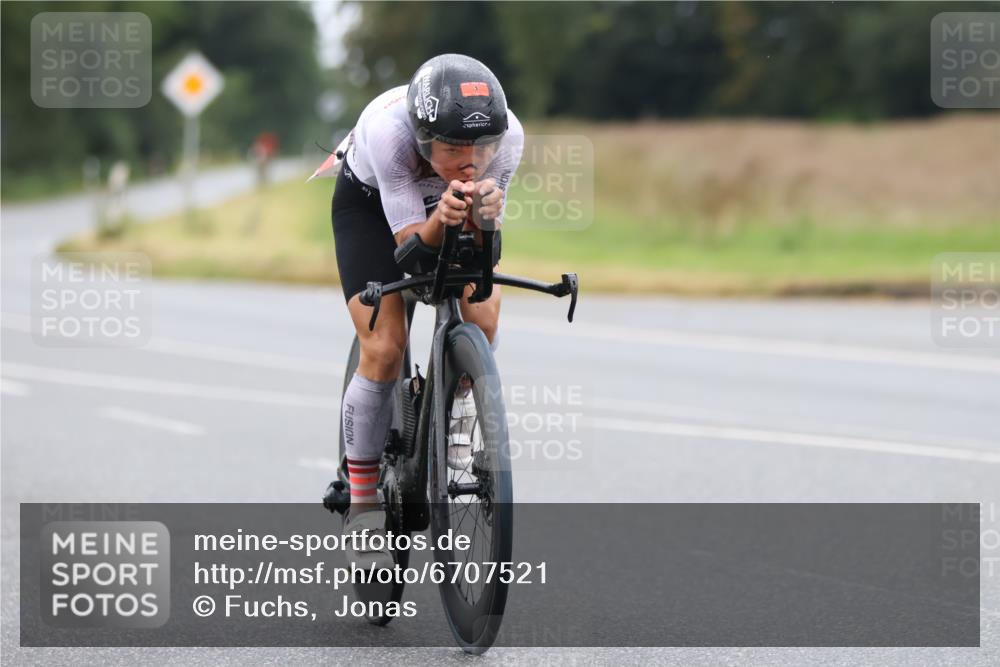 04.08.2024 - OstseeMan Fuchs,  Jonas http://msf.ph/oto/6707521 04.08.2024 09:46:50 Radfahren 1 meine-sportfotos.de