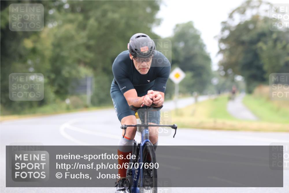04.08.2024 - OstseeMan Fuchs,  Jonas http://msf.ph/oto/6707690 04.08.2024 09:48:59 Radfahren 123, 128 meine-sportfotos.de
