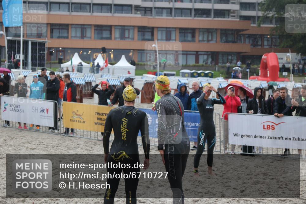 04.08.2024 - OstseeMan H.Heesch http://msf.ph/oto/6710727 04.08.2024 06:50:51 Bevor dem Schwimmen  meine-sportfotos.de