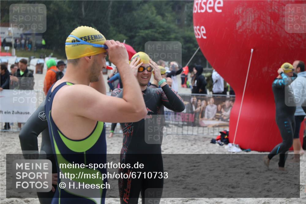 04.08.2024 - OstseeMan H.Heesch http://msf.ph/oto/6710733 04.08.2024 06:50:54 Bevor dem Schwimmen  meine-sportfotos.de