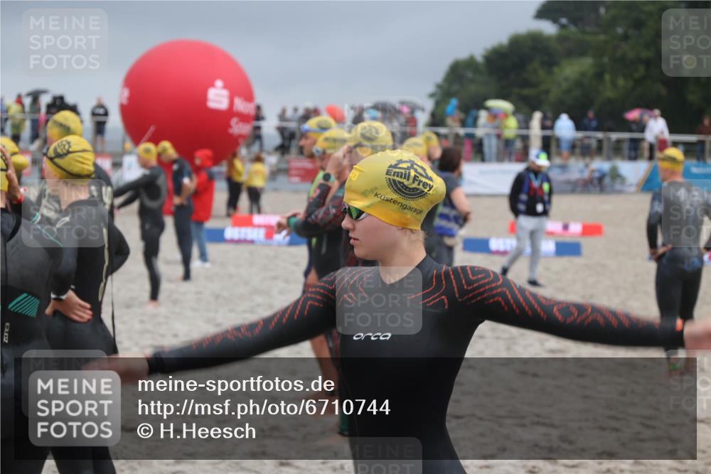 04.08.2024 - OstseeMan H.Heesch http://msf.ph/oto/6710744 04.08.2024 06:51:33 Bevor dem Schwimmen  meine-sportfotos.de