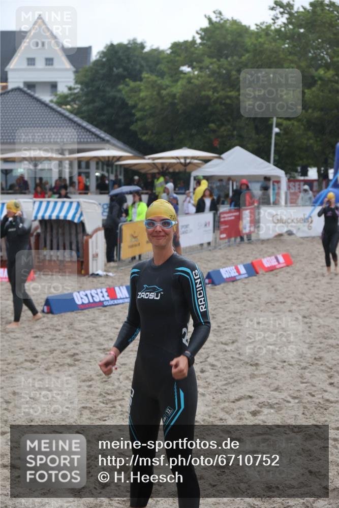 04.08.2024 - OstseeMan H.Heesch http://msf.ph/oto/6710752 04.08.2024 06:51:45 Bevor dem Schwimmen  meine-sportfotos.de