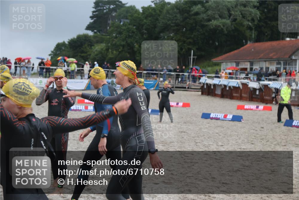 04.08.2024 - OstseeMan H.Heesch http://msf.ph/oto/6710758 04.08.2024 06:52:54 Bevor dem Schwimmen  meine-sportfotos.de