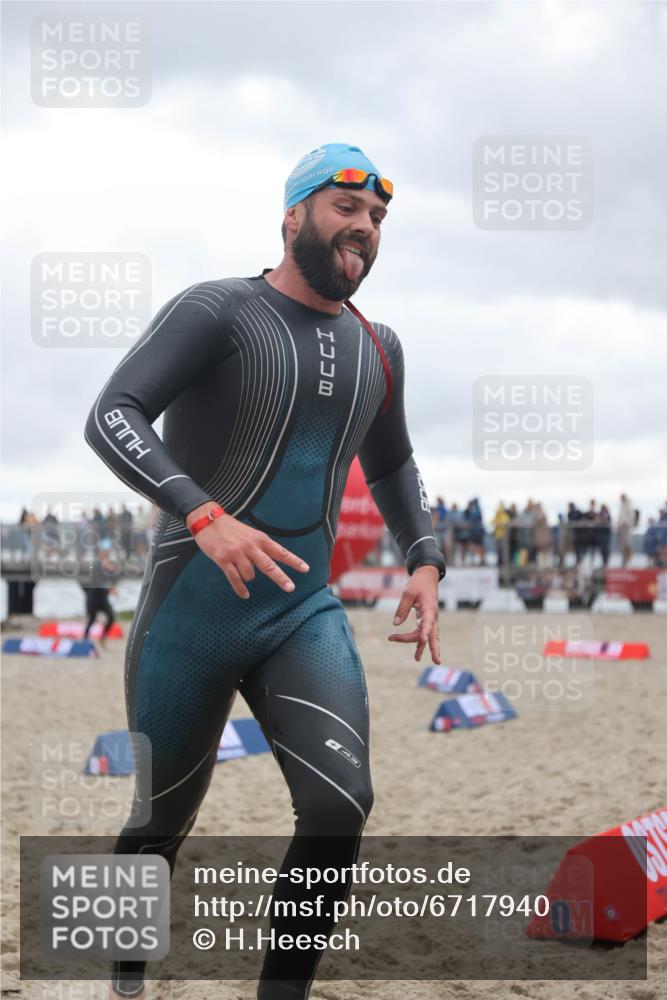 04.08.2024 - OstseeMan H.Heesch http://msf.ph/oto/6717940 04.08.2024 09:45:47 Schwimmen 227, 247, 305, 1158, 1161, 1161, 1168, 1172, 1175, 1176, 1182, 1193, 1218, 1225, 1225, 1230, 1230, 1245, 1280, 1280 meine-sportfotos.de