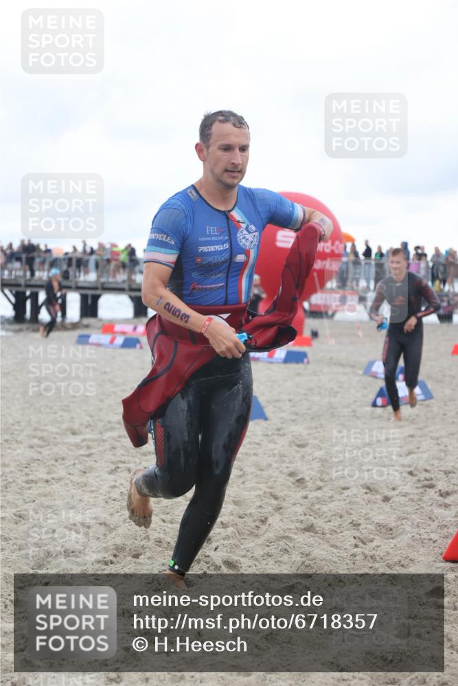 04.08.2024 - OstseeMan H.Heesch http://msf.ph/oto/6718357 04.08.2024 09:50:04 Schwimmen 228, 232, 253, 275, 276, 290, 299, 351, 1177, 1187, 1192, 1224, 1232, 1232, 1235, 1246, 1246, 1267, 1270, 1288, 1294 meine-sportfotos.de