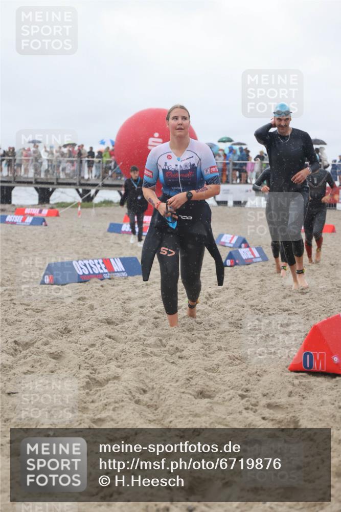 04.08.2024 - OstseeMan H.Heesch http://msf.ph/oto/6719876 04.08.2024 09:55:19 Schwimmen 235, 286, 356, 377, 402 meine-sportfotos.de