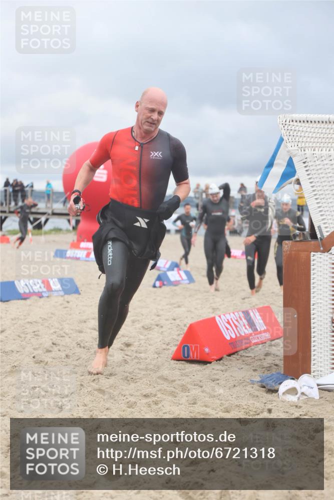 04.08.2024 - OstseeMan H.Heesch http://msf.ph/oto/6721318 04.08.2024 10:16:05 Schwimmen 648, 682, 685, 723, 742, 754, 785, 810 meine-sportfotos.de