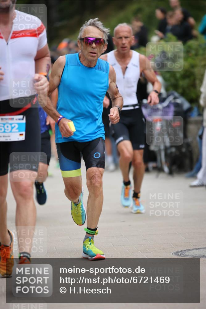 04.08.2024 - OstseeMan H.Heesch http://msf.ph/oto/6721469 04.08.2024 14:42:49 Laufen 48, 115, 192, 586, 651, 657, 692, 739, 742, 755, 876, 950, 976, 1196, 1201, 1289, 1299 meine-sportfotos.de