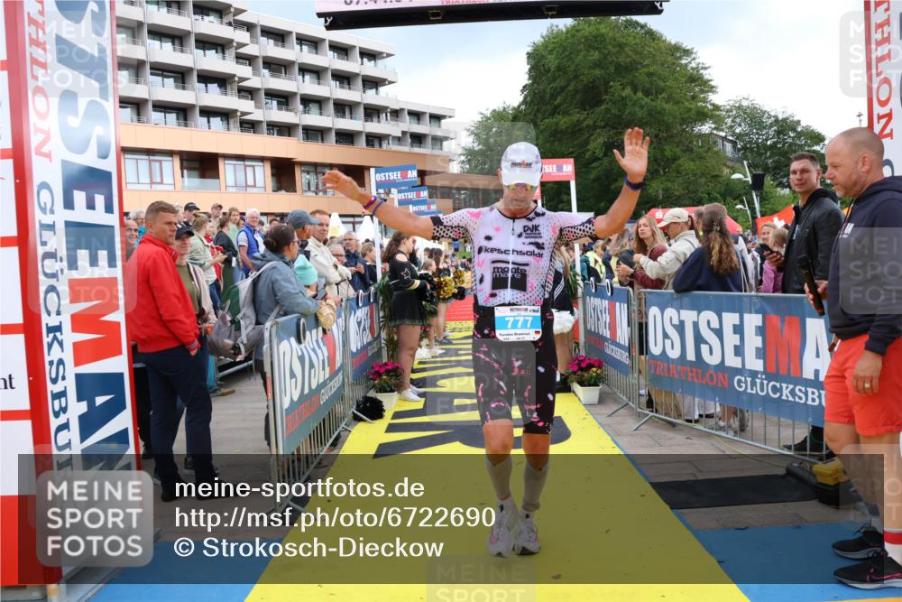 04.08.2024 - OstseeMan Strokosch-Dieckow http://msf.ph/oto/6722690 04.08.2024 14:28:52 Ziel 334, 777 meine-sportfotos.de