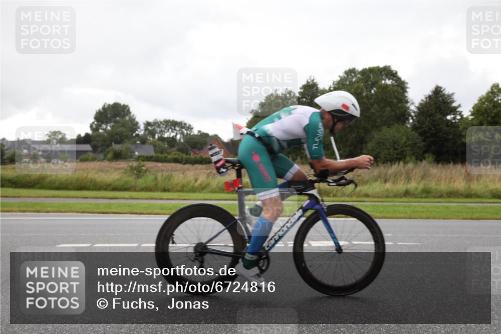 04.08.2024 - OstseeMan Fuchs,  Jonas http://msf.ph/oto/6724816 04.08.2024 09:48:11 Radfahren 28 meine-sportfotos.de