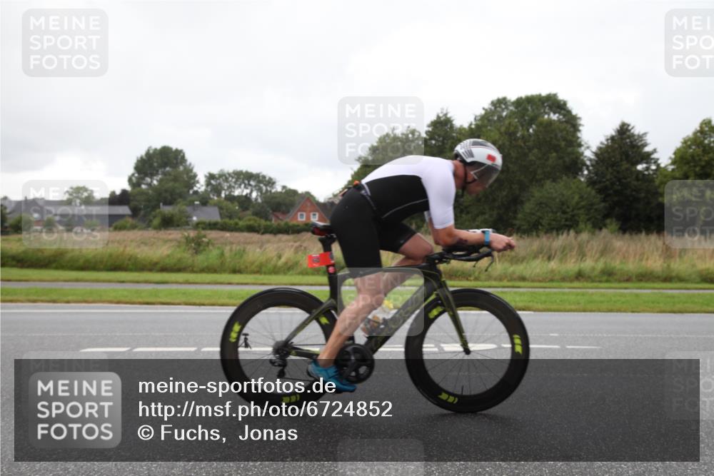 04.08.2024 - OstseeMan Fuchs,  Jonas http://msf.ph/oto/6724852 04.08.2024 09:49:43 Radfahren 60 meine-sportfotos.de