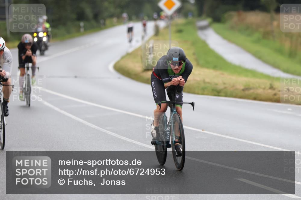 04.08.2024 - OstseeMan Fuchs,  Jonas http://msf.ph/oto/6724953 04.08.2024 10:05:28 Radfahren 30, 126, 135, 204, 482 meine-sportfotos.de