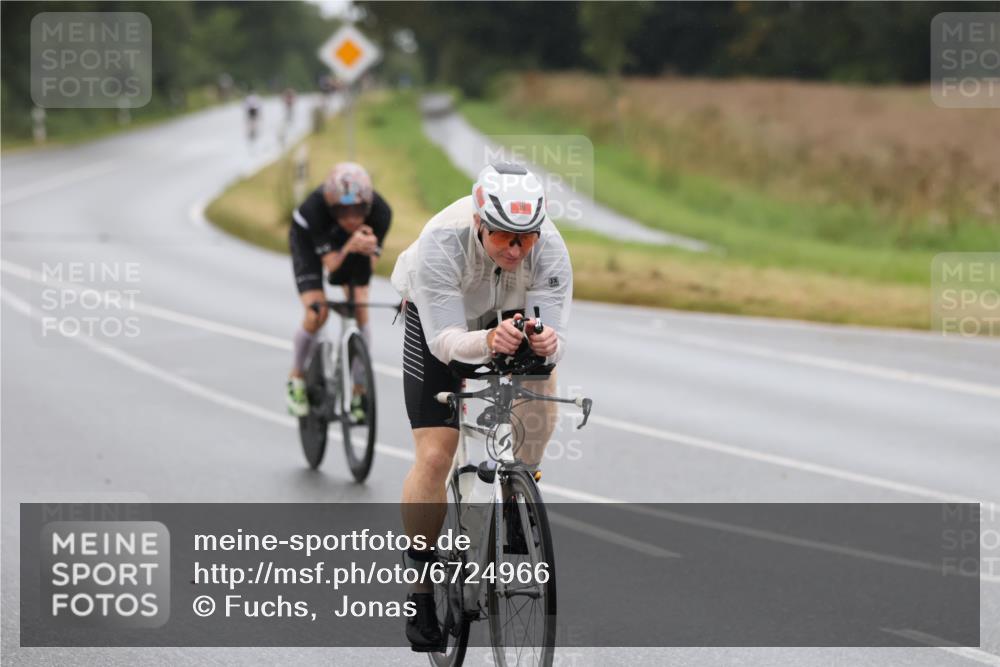 04.08.2024 - OstseeMan Fuchs,  Jonas http://msf.ph/oto/6724966 04.08.2024 10:05:29 Radfahren 16, 30, 126, 135, 204, 482 meine-sportfotos.de