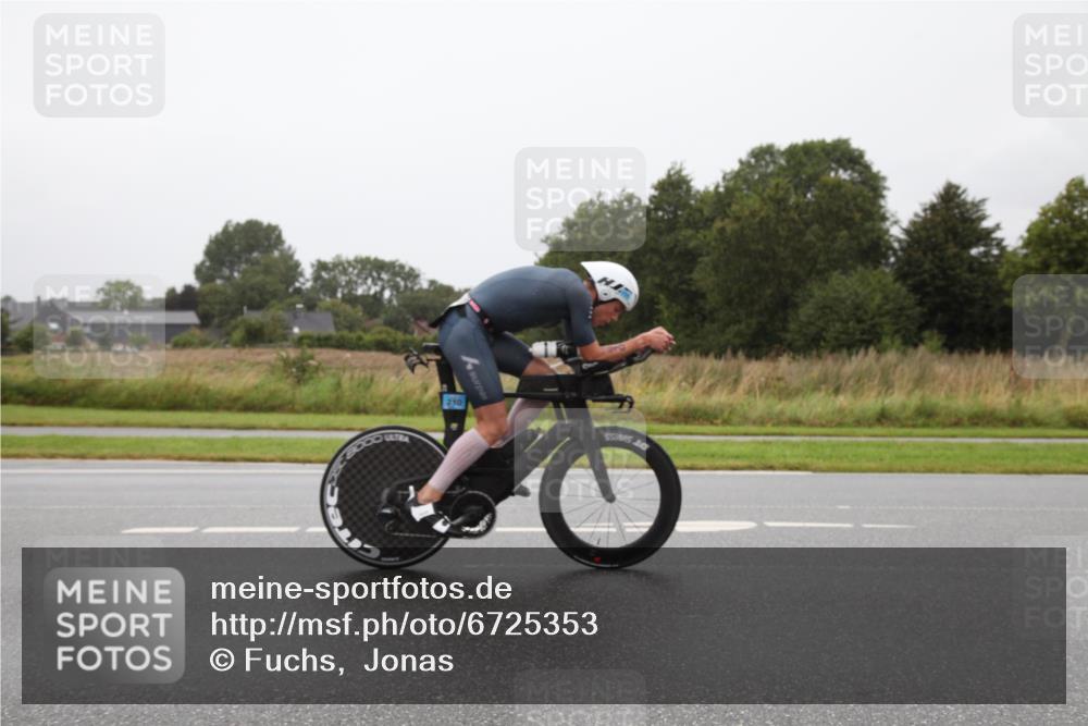 04.08.2024 - OstseeMan Fuchs,  Jonas http://msf.ph/oto/6725353 04.08.2024 10:04:36 Radfahren 31, 76, 145, 208, 209, 210, 1100 meine-sportfotos.de