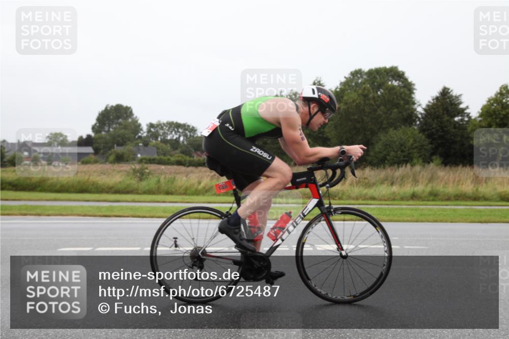 04.08.2024 - OstseeMan Fuchs,  Jonas http://msf.ph/oto/6725487 04.08.2024 10:07:24 Radfahren 148, 1103 meine-sportfotos.de