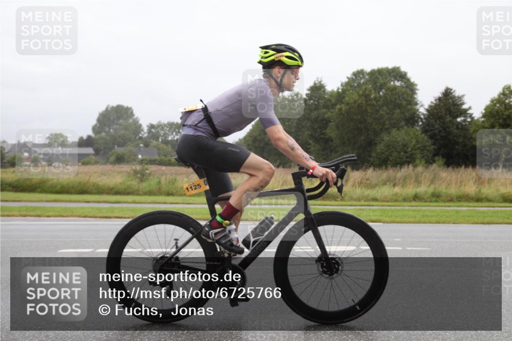 04.08.2024 - OstseeMan Fuchs,  Jonas http://msf.ph/oto/6725766 04.08.2024 10:15:12 Radfahren 13, 1125 meine-sportfotos.de