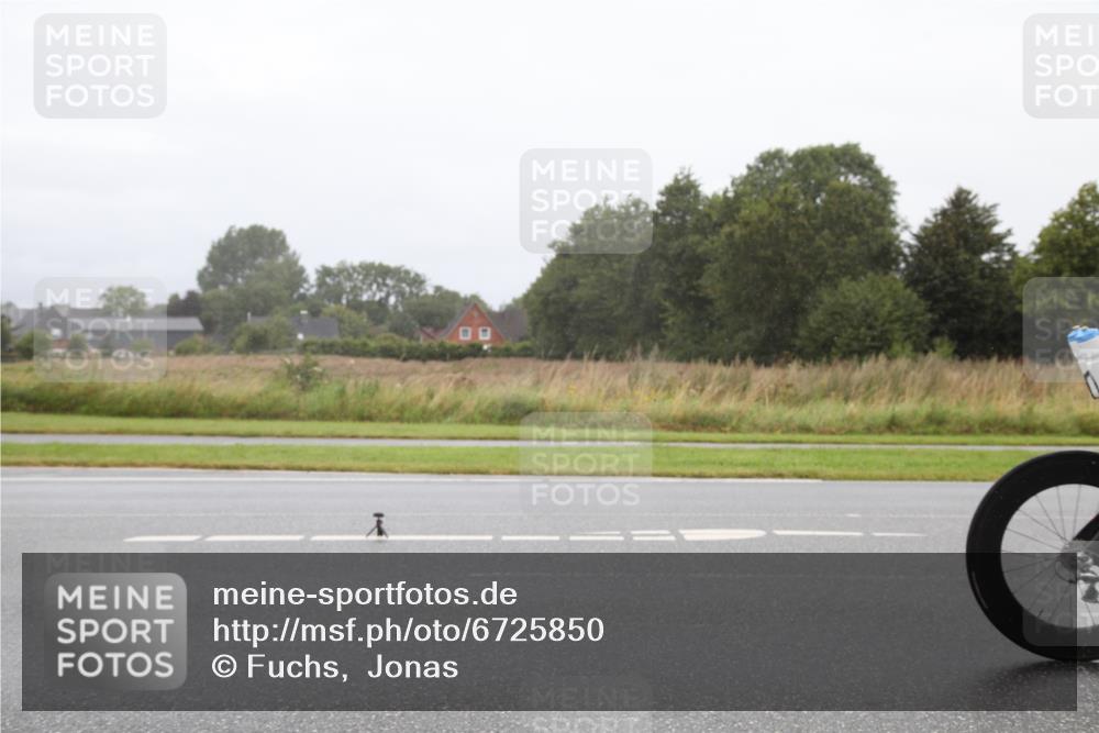 04.08.2024 - OstseeMan Fuchs,  Jonas http://msf.ph/oto/6725850 04.08.2024 10:16:28 Radfahren 15, 153, 223, 258, 285, 288, 1107 meine-sportfotos.de