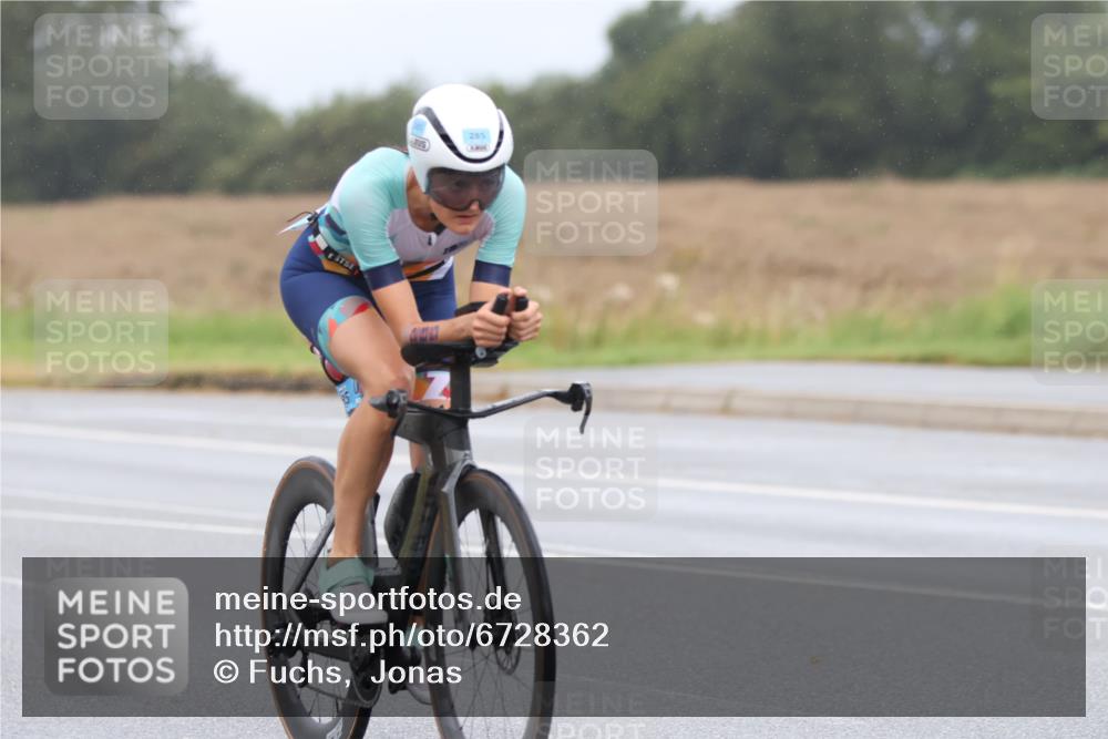 04.08.2024 - OstseeMan Fuchs,  Jonas http://msf.ph/oto/6728362 04.08.2024 10:16:25 Radfahren 15, 153, 204, 223, 258, 285, 288, 482, 1107 meine-sportfotos.de