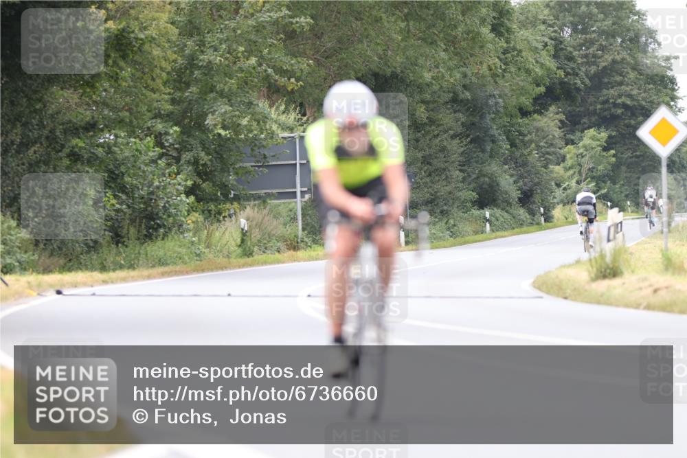 04.08.2024 - OstseeMan Fuchs,  Jonas http://msf.ph/oto/6736660 04.08.2024 14:27:56 Radfahren 136, 1108 meine-sportfotos.de