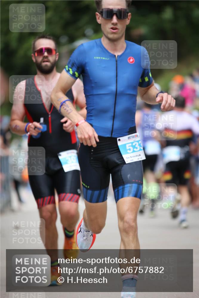 04.08.2024 - OstseeMan H.Heesch http://msf.ph/oto/6757882 04.08.2024 13:31:30 Laufen 305, 307, 391, 533, 551, 569, 717, 753, 820, 952 meine-sportfotos.de