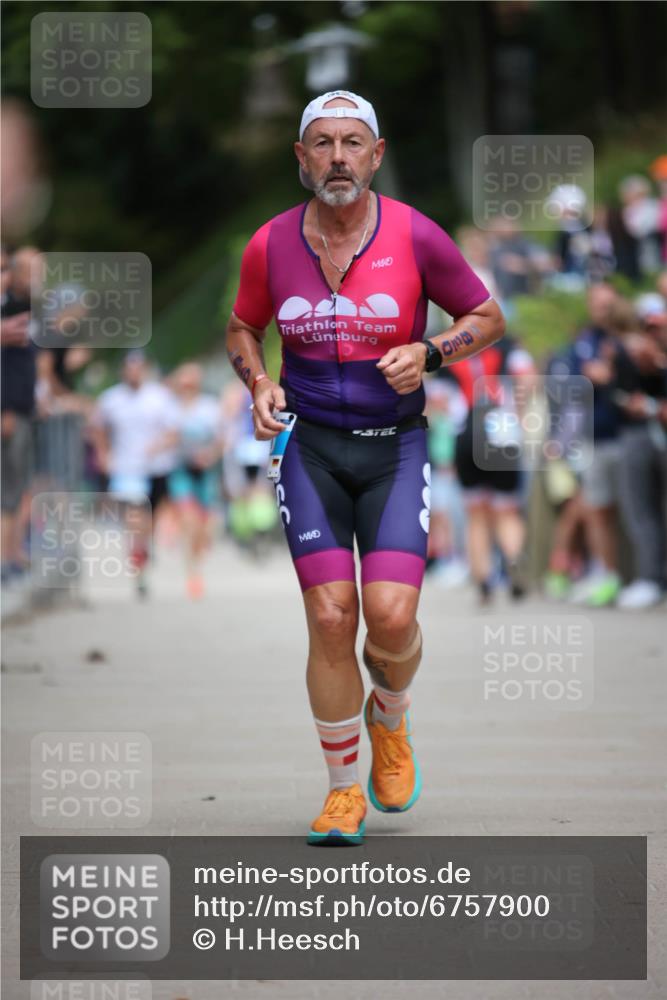 04.08.2024 - OstseeMan H.Heesch http://msf.ph/oto/6757900 04.08.2024 13:31:37 Laufen 305, 315, 361, 569, 672, 717, 820, 1115 meine-sportfotos.de