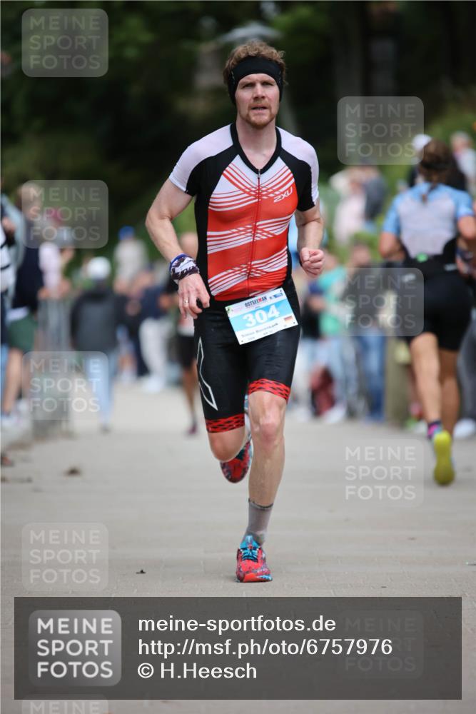 04.08.2024 - OstseeMan H.Heesch http://msf.ph/oto/6757976 04.08.2024 13:31:59 Laufen 84, 132, 253, 304, 473, 487, 554, 667, 701, 704, 890, 981, 1122 meine-sportfotos.de