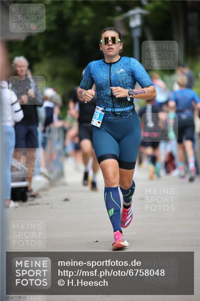 04.08.2024 - OstseeMan H.Heesch http://msf.ph/oto/6758048 04.08.2024 13:32:22 Laufen 124, 135, 219, 229, 255, 291, 535, 539, 547, 612, 664, 743, 763, 823, 1260 meine-sportfotos.de