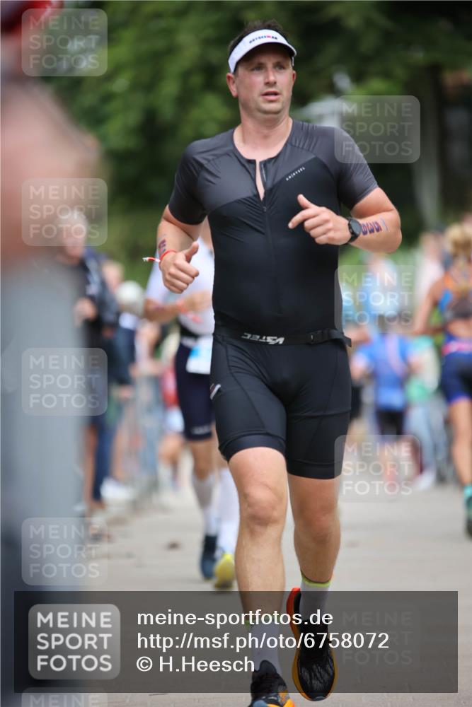 04.08.2024 - OstseeMan H.Heesch http://msf.ph/oto/6758072 04.08.2024 13:32:26 Laufen 124, 135, 229, 291, 457, 480, 535, 539, 547, 660, 664, 743, 763, 823, 1121, 1124, 1260 meine-sportfotos.de