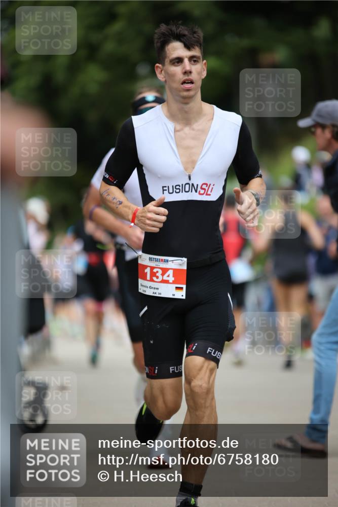 04.08.2024 - OstseeMan H.Heesch http://msf.ph/oto/6758180 04.08.2024 13:32:57 Laufen 5, 134, 165, 393, 426, 442, 468, 527, 541, 546, 565, 589, 713, 723, 913, 1176, 1263 meine-sportfotos.de