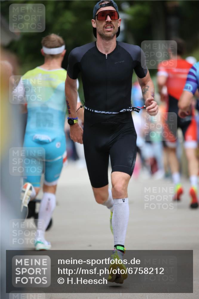 04.08.2024 - OstseeMan H.Heesch http://msf.ph/oto/6758212 04.08.2024 13:33:06 Laufen 141, 299, 442, 541, 546, 589, 713 meine-sportfotos.de