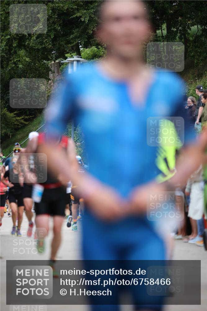 04.08.2024 - OstseeMan H.Heesch http://msf.ph/oto/6758466 04.08.2024 13:34:56 Laufen 52, 227, 254, 277, 649, 665, 688, 718, 721, 740, 879, 957, 980, 1127, 1163, 1258, 1279 meine-sportfotos.de