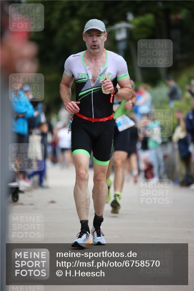 04.08.2024 - OstseeMan H.Heesch http://msf.ph/oto/6758570 04.08.2024 13:35:47 Laufen 37, 232, 292, 324, 330, 367, 544, 568, 594, 650, 724, 788, 810, 867, 950, 1259 meine-sportfotos.de