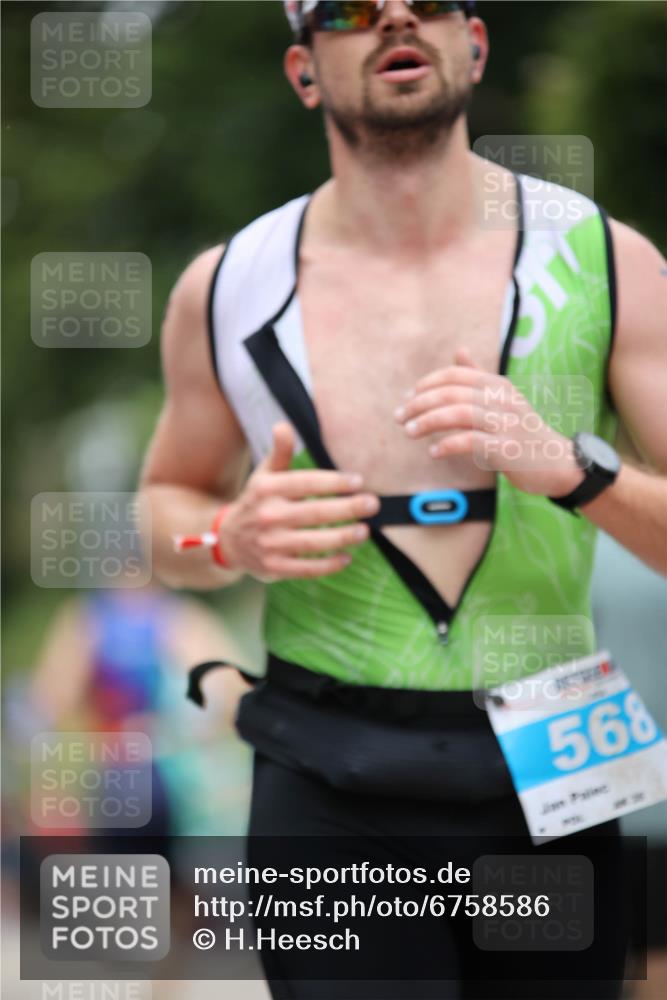 04.08.2024 - OstseeMan H.Heesch http://msf.ph/oto/6758586 04.08.2024 13:35:50 Laufen 37, 54, 232, 278, 292, 324, 330, 367, 544, 566, 568, 594, 650, 655, 724, 788, 810, 867, 950, 1259 meine-sportfotos.de