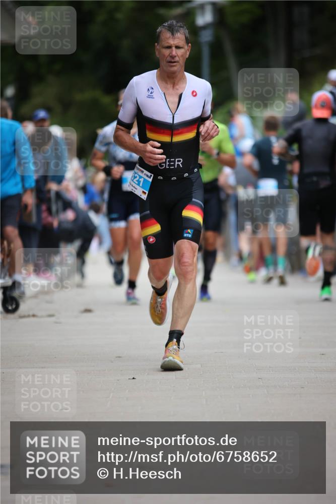04.08.2024 - OstseeMan H.Heesch http://msf.ph/oto/6758652 04.08.2024 13:36:22 Laufen 297, 300, 352, 359, 364, 464, 642, 645, 674, 821, 866, 937, 1204 meine-sportfotos.de