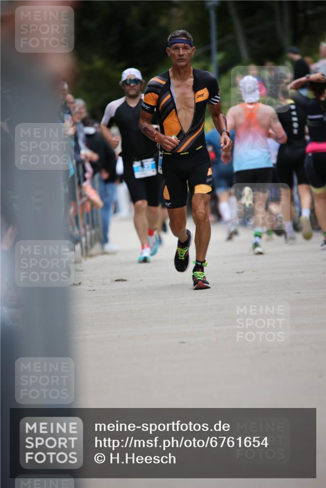 04.08.2024 - OstseeMan H.Heesch http://msf.ph/oto/6761654 04.08.2024 13:53:35 Laufen 323, 353, 390, 400, 466, 502, 524, 622, 768, 856, 871, 1167 meine-sportfotos.de