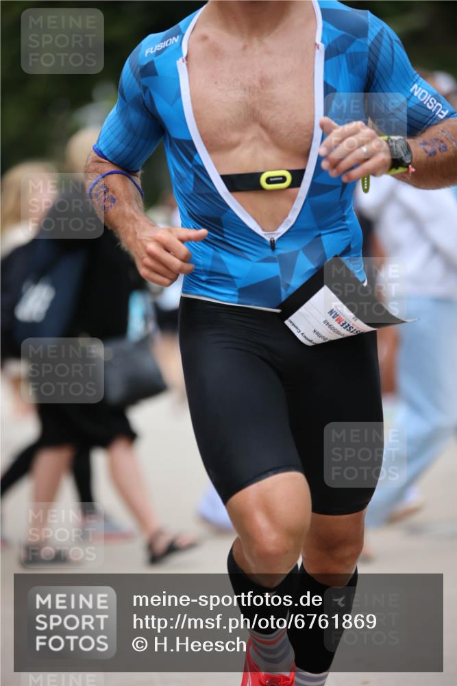 04.08.2024 - OstseeMan H.Heesch http://msf.ph/oto/6761869 04.08.2024 14:18:35 Laufen 90, 108, 134, 141, 732, 740, 868, 917, 1107, 1166, 1197, 1252 meine-sportfotos.de