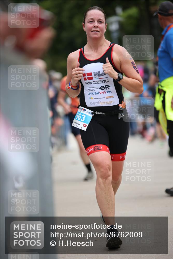 04.08.2024 - OstseeMan H.Heesch http://msf.ph/oto/6762009 04.08.2024 13:54:32 Laufen 94, 233, 274, 286, 413, 495, 504, 563, 707, 747, 811, 874, 1124, 1142, 1147, 1185 meine-sportfotos.de