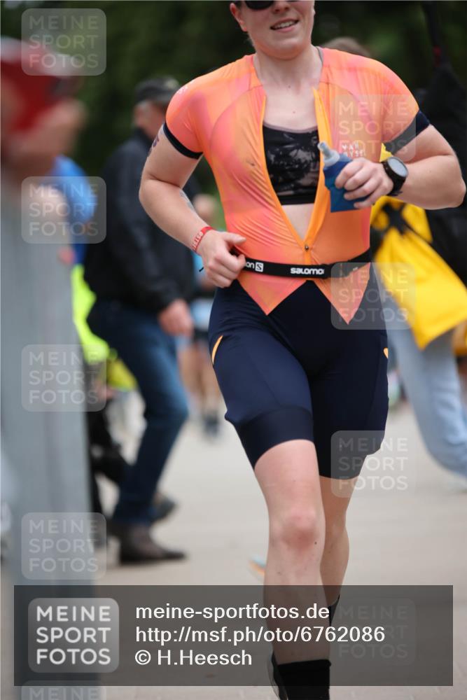 04.08.2024 - OstseeMan H.Heesch http://msf.ph/oto/6762086 04.08.2024 13:54:35 Laufen 94, 233, 274, 286, 331, 413, 504, 563, 707, 747, 777, 811, 874, 1124, 1142, 1147, 1274 meine-sportfotos.de