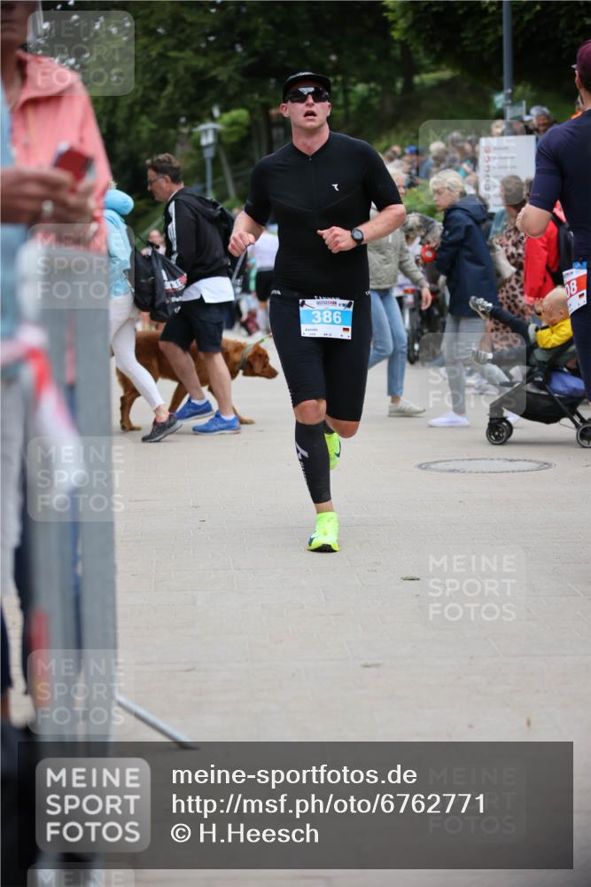 04.08.2024 - OstseeMan H.Heesch http://msf.ph/oto/6762771 04.08.2024 13:55:55 Laufen 24, 152, 259, 298, 386, 415, 432, 514, 584, 632, 744, 801, 822, 1184, 1245, 1280 meine-sportfotos.de