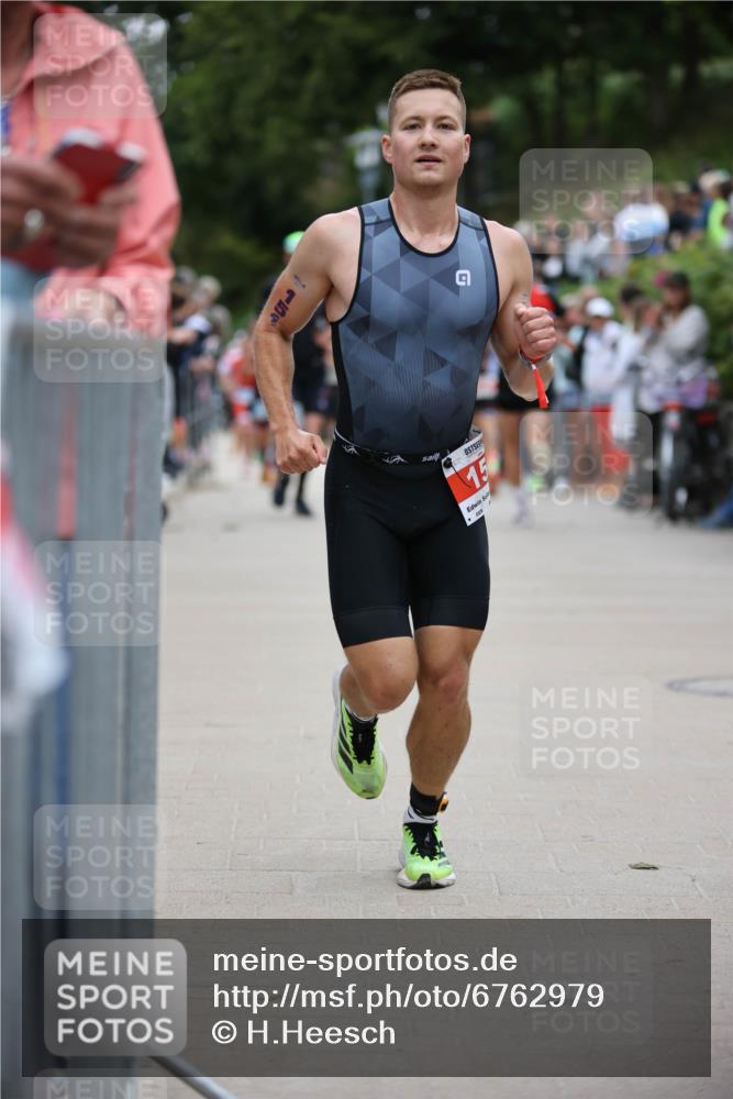 04.08.2024 - OstseeMan H.Heesch http://msf.ph/oto/6762979 04.08.2024 13:56:23 Laufen 5, 97, 132, 151, 284, 326, 470, 507, 550, 625, 725, 753, 780, 781, 1242 meine-sportfotos.de